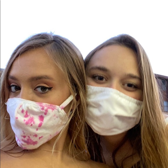 Meet your Posher, Gabby - Picture 1 of 1